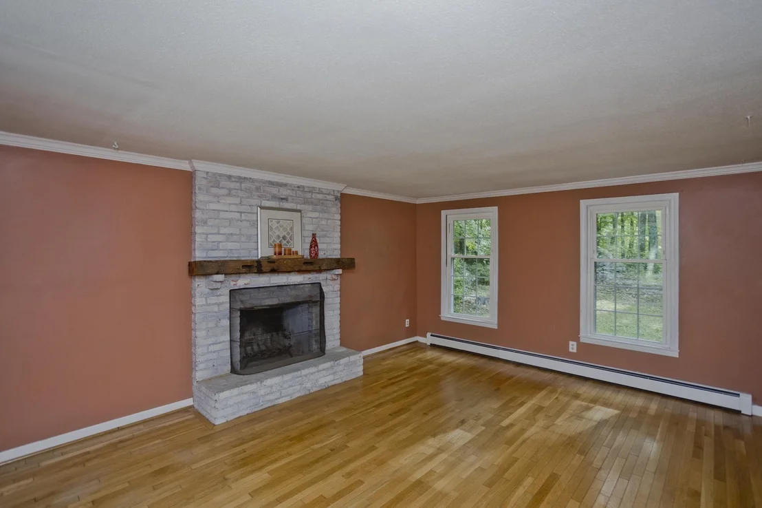 Photo of 323 Bennett Rd.