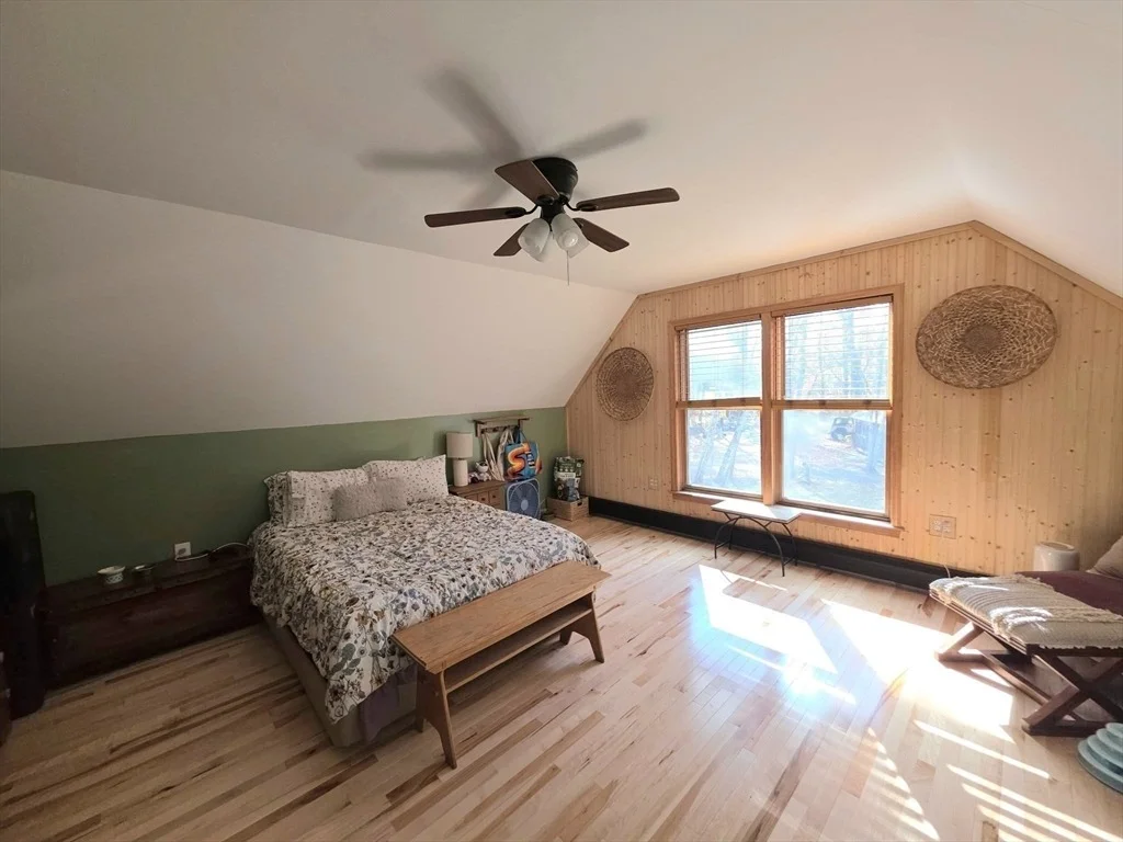 Photo of 5 Bofat Hill Rd