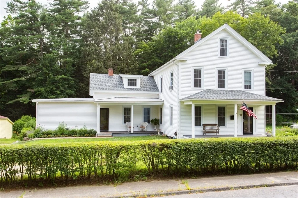 Photo of 106 Pleasant St