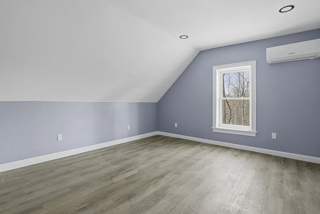 Photo of 140 Spring St