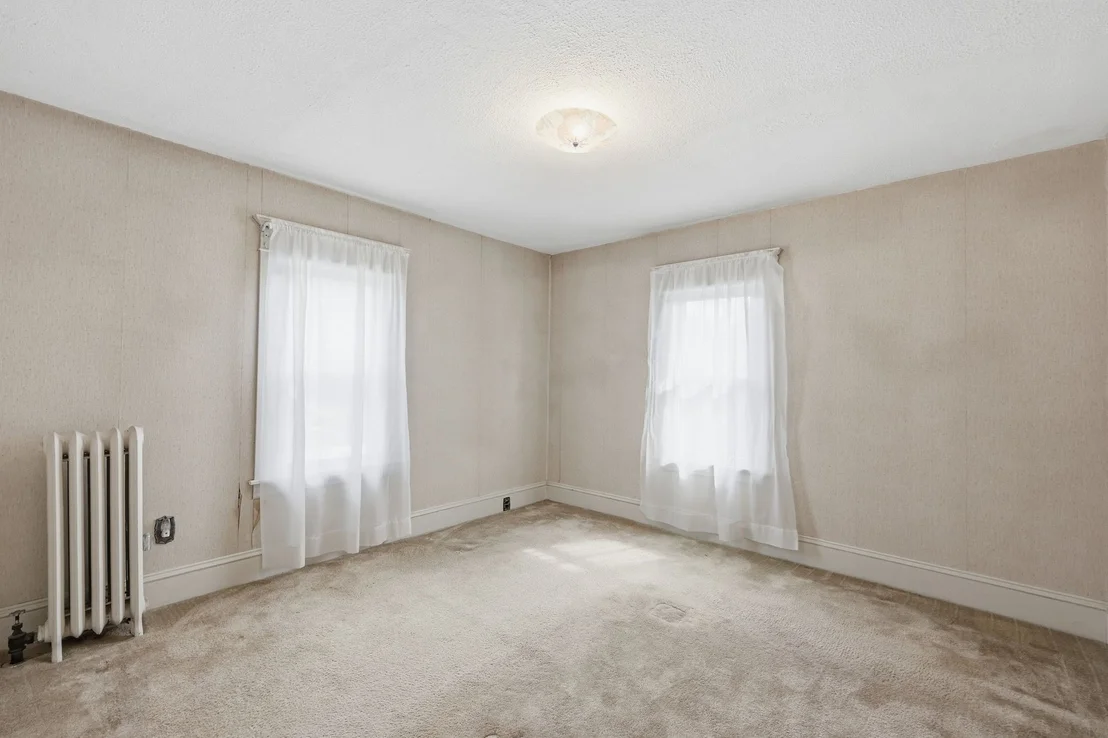 Photo of 35 Rimmon Ave