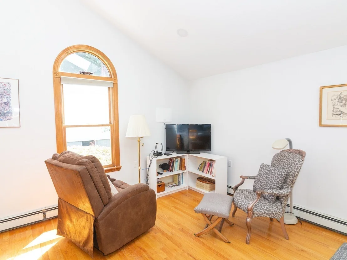 Photo of 336 Franklin St
