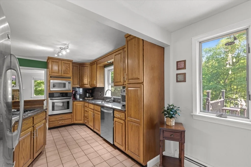 Photo of 65 May St