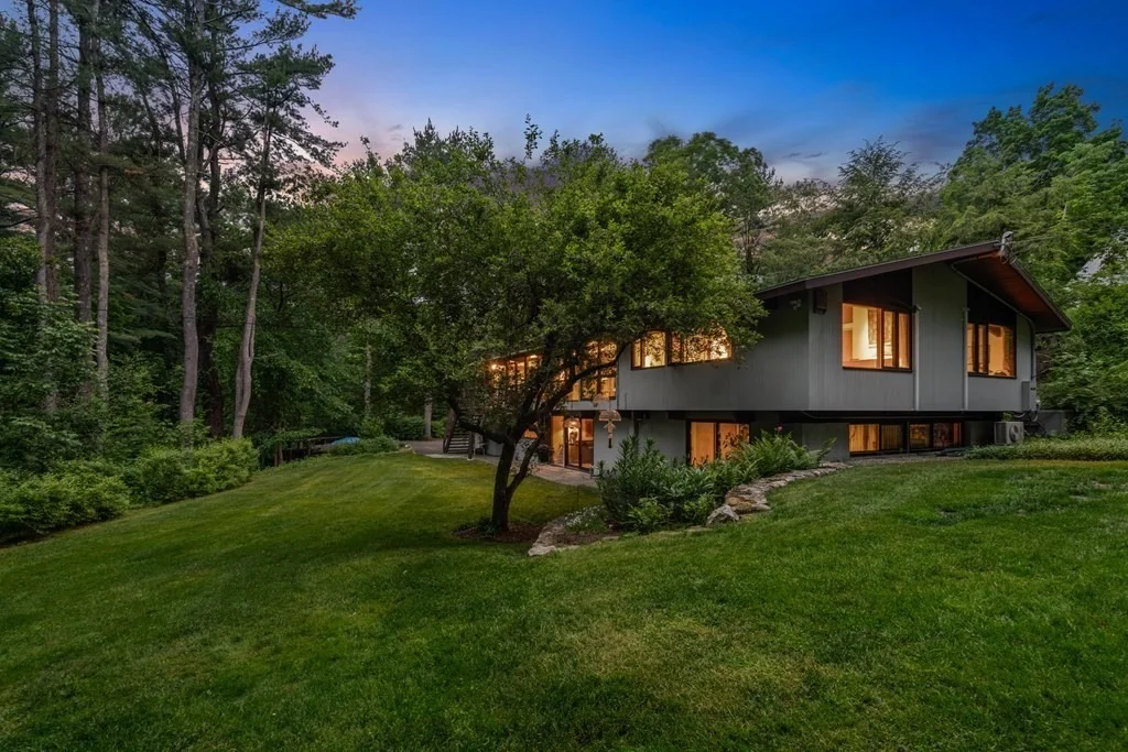 Photo of 19 Peckham Hill Rd.