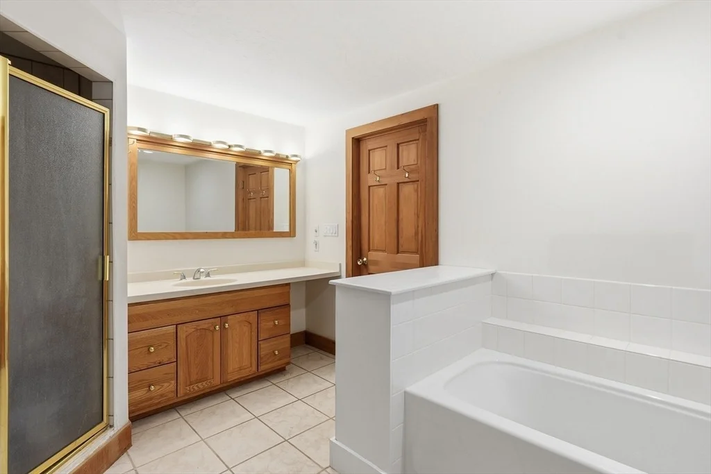 Photo of 269 Harvard Rd