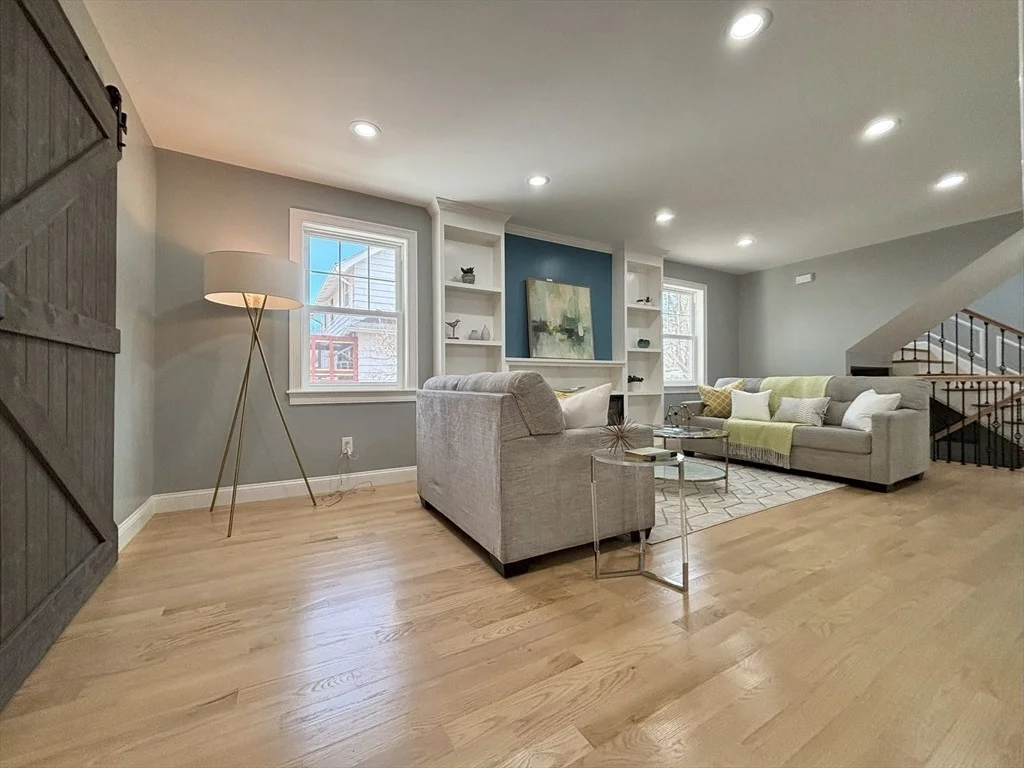 Photo of 8 Slayton Rd