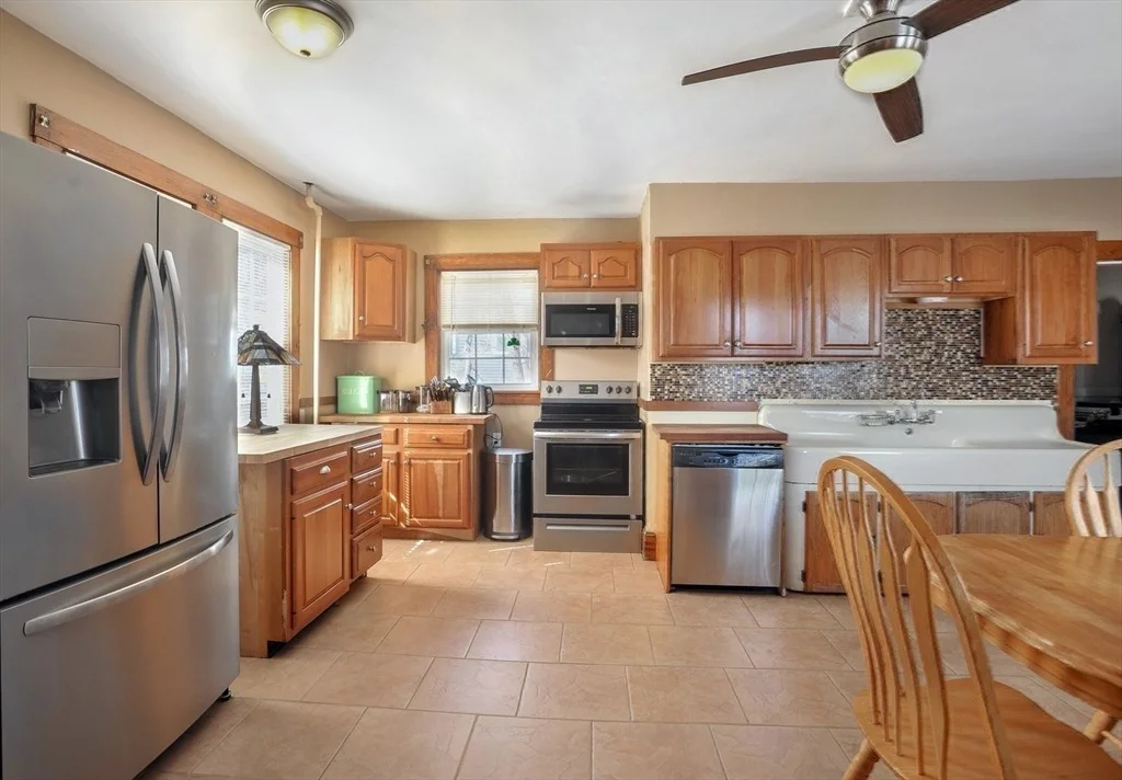 Photo of 30 Rockland Cir