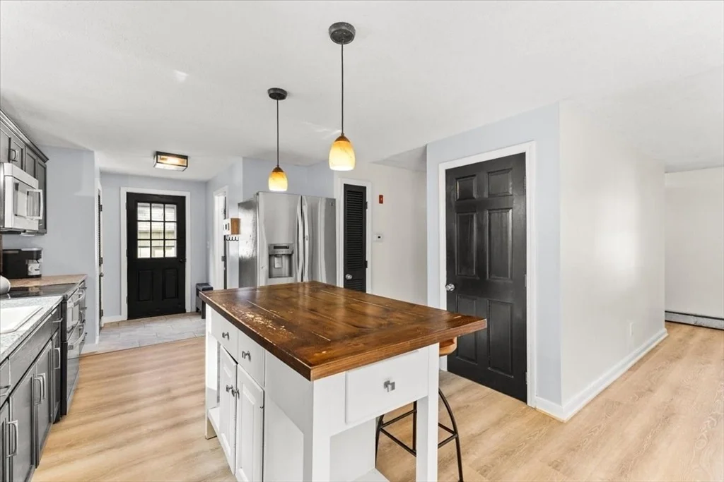 Photo of 30 Howard Ave