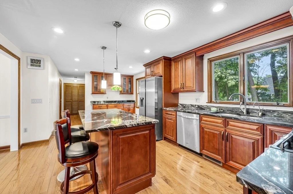 Photo of 52 Wellesley Dr