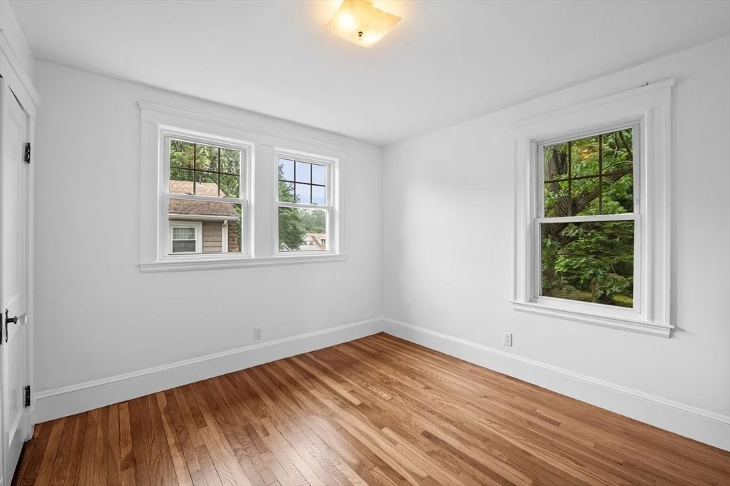Photo of 33 Intervale Ave