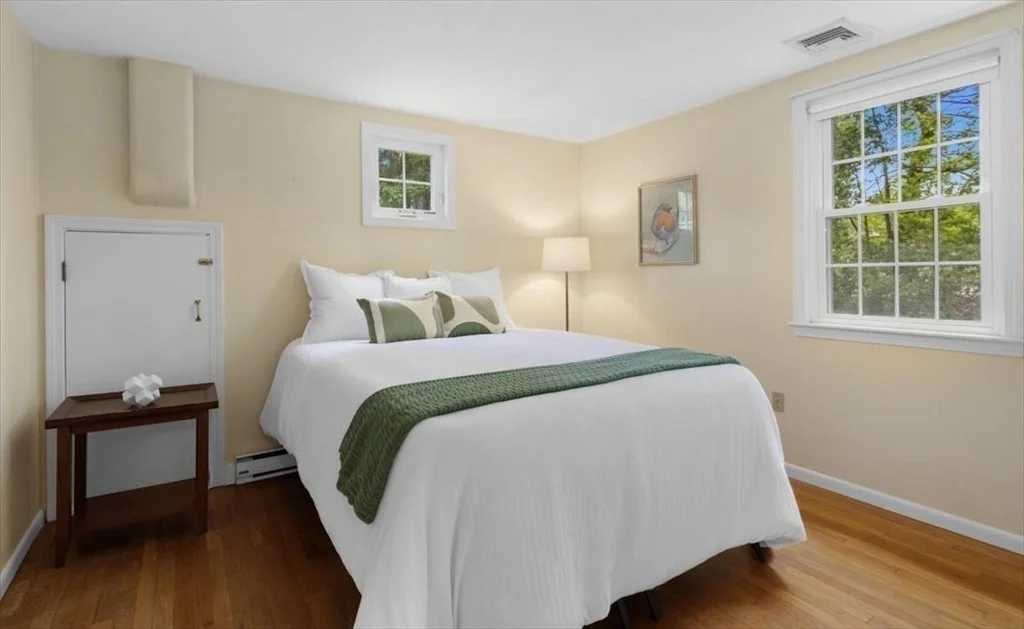 Photo of 80 Buttonwood Lane