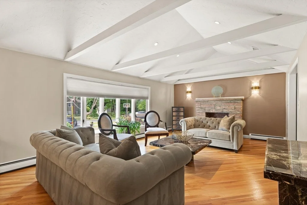 Photo of 71 Poulos Rd