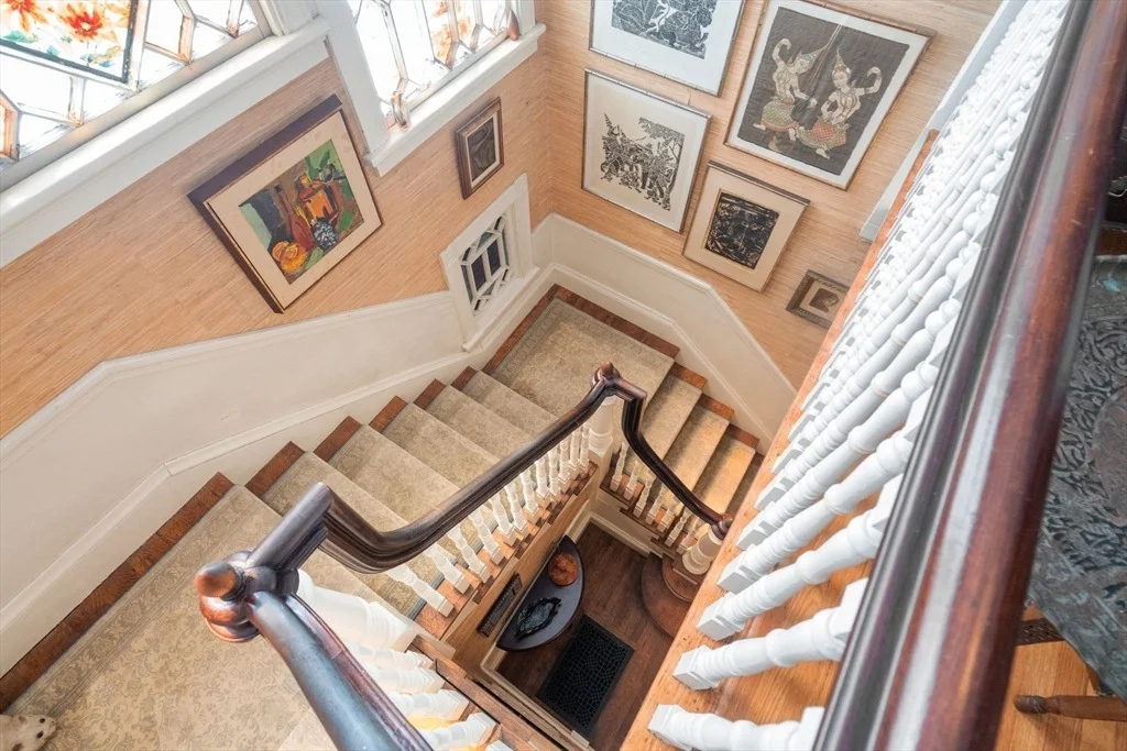 Photo of 379 Central