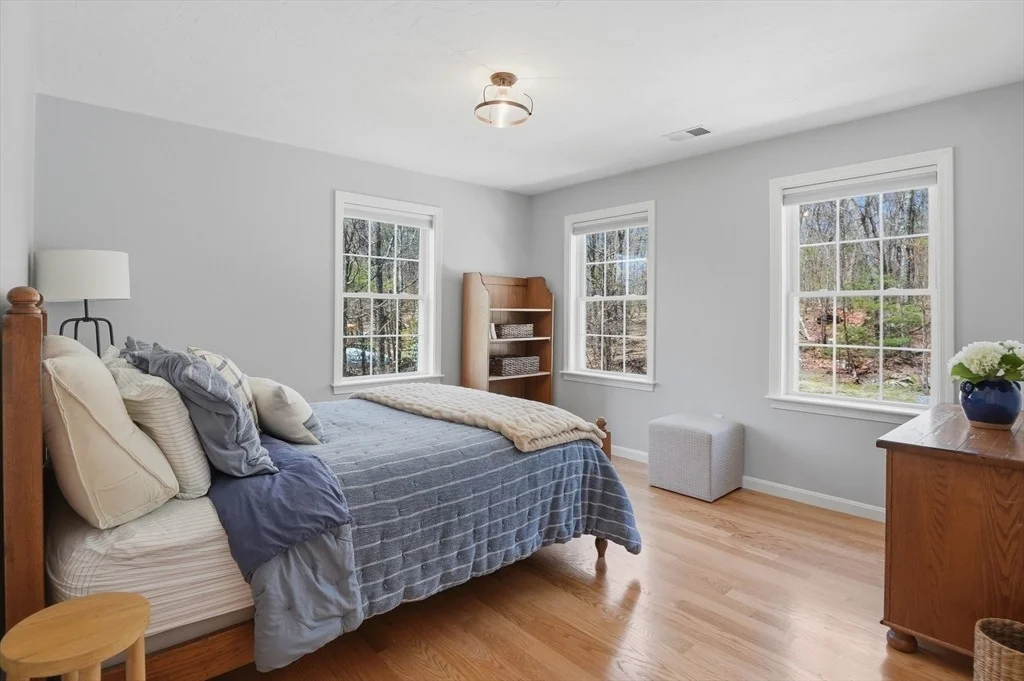 Photo of 12 Riffles Lane