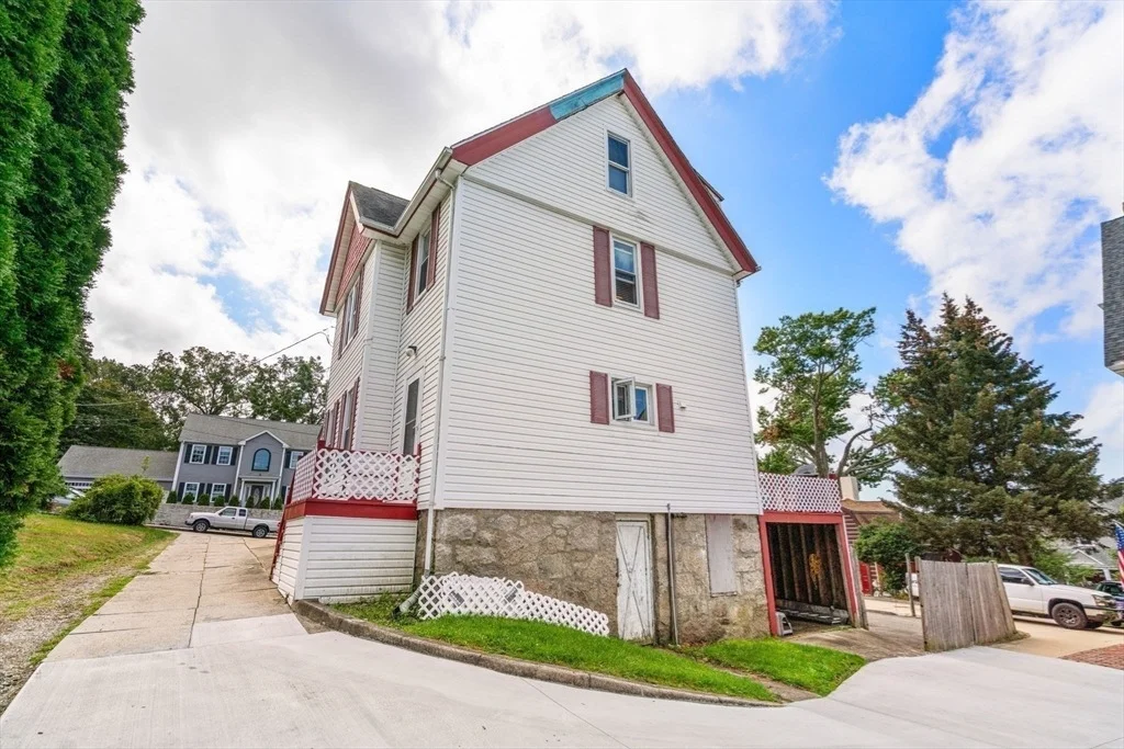 Photo of 116 French St