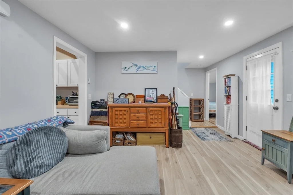 Photo of 21 Myrtle Ave