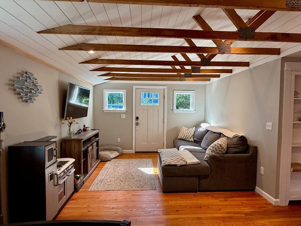 Photo of 72 Handy Rd