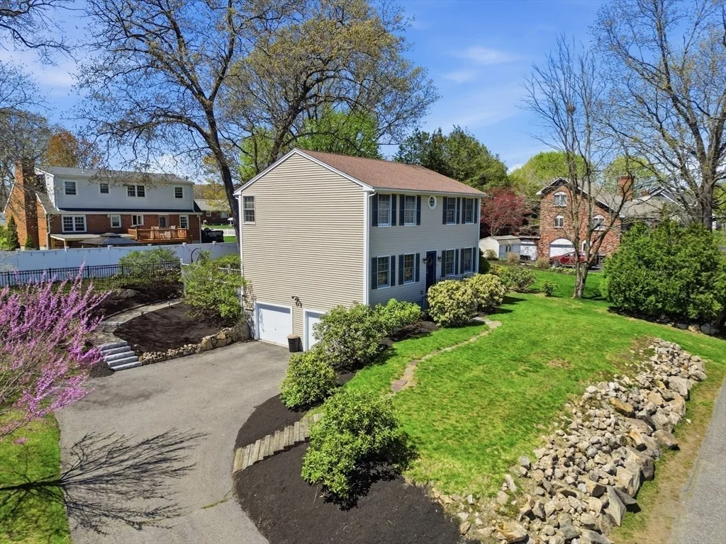Photo of 23 Bellmore Rd