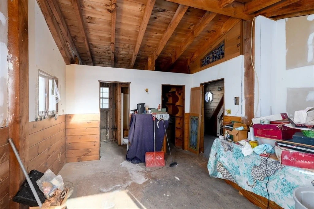 Photo of 375 Belchertown Rd