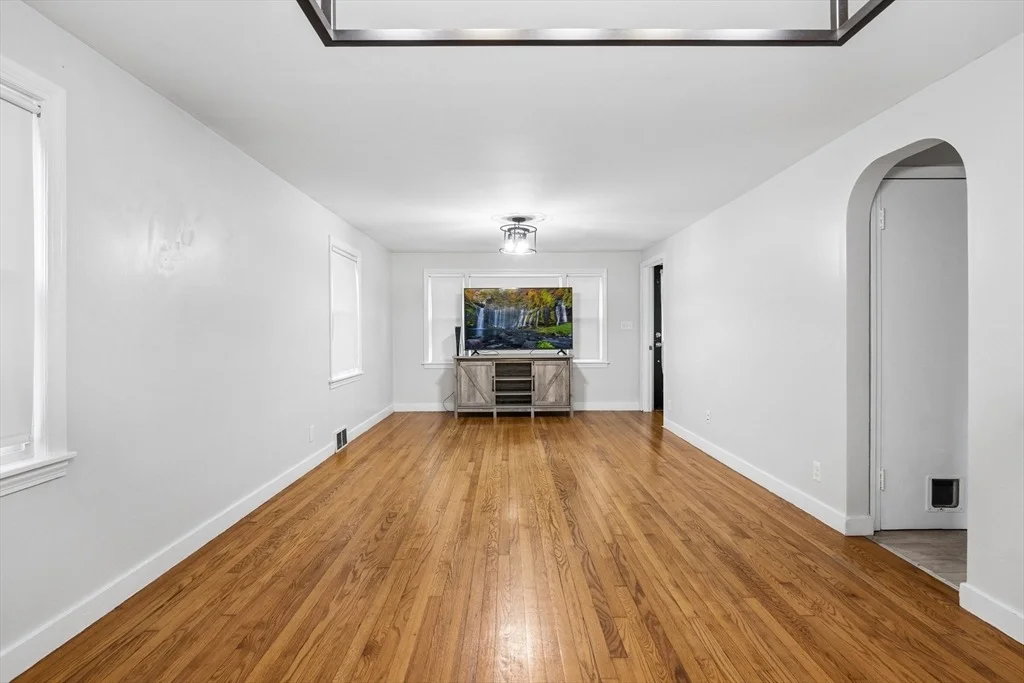 Photo of 119 Acrebrook Rd