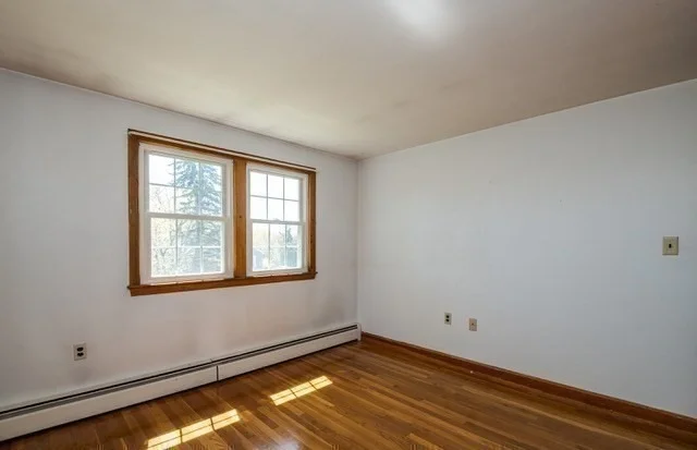 Photo of 6 Barnes Ave