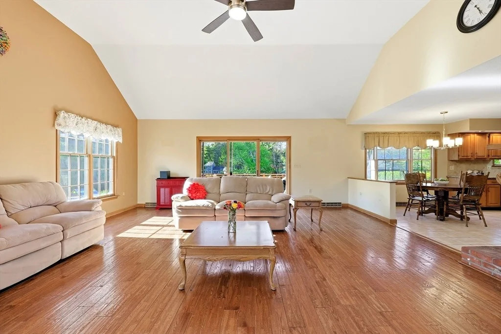 Photo of 17 Wildflower Cir