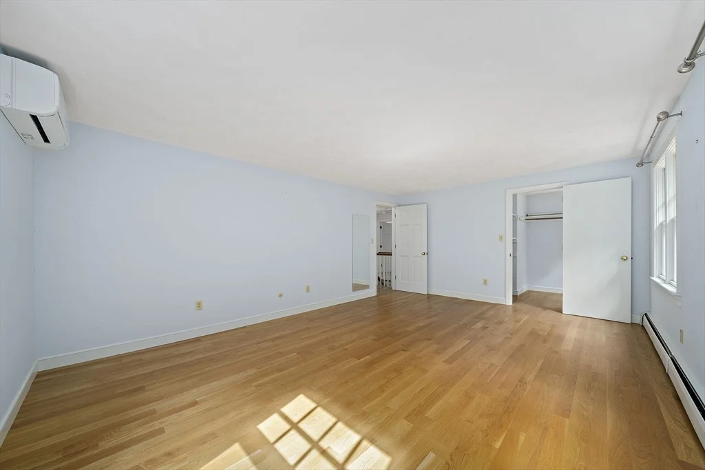 Photo of 10 Green Ln