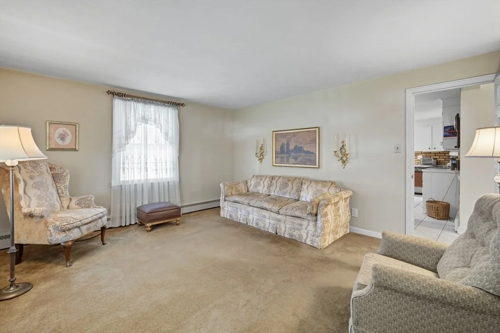 Photo of 43 Greenleaf Ave