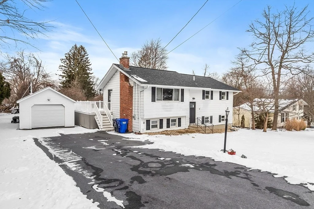 Photo of 3 Fordham Dr
