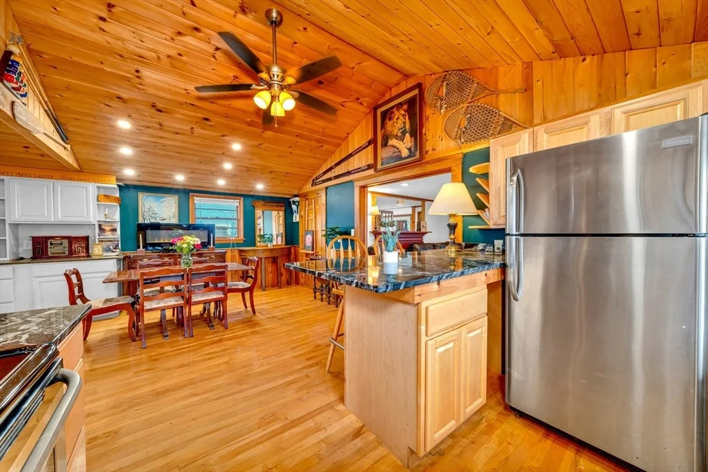 Photo of 1 Bisson Ln