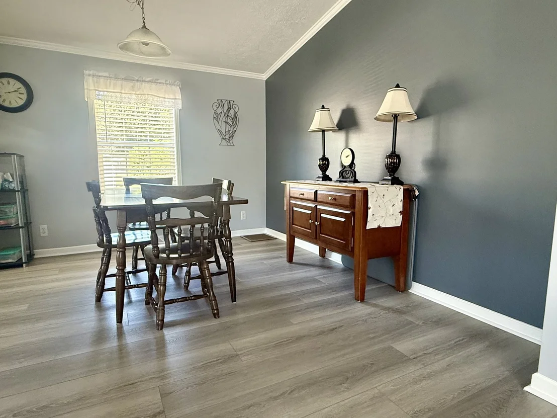 Photo of 156 Vineyard Drive