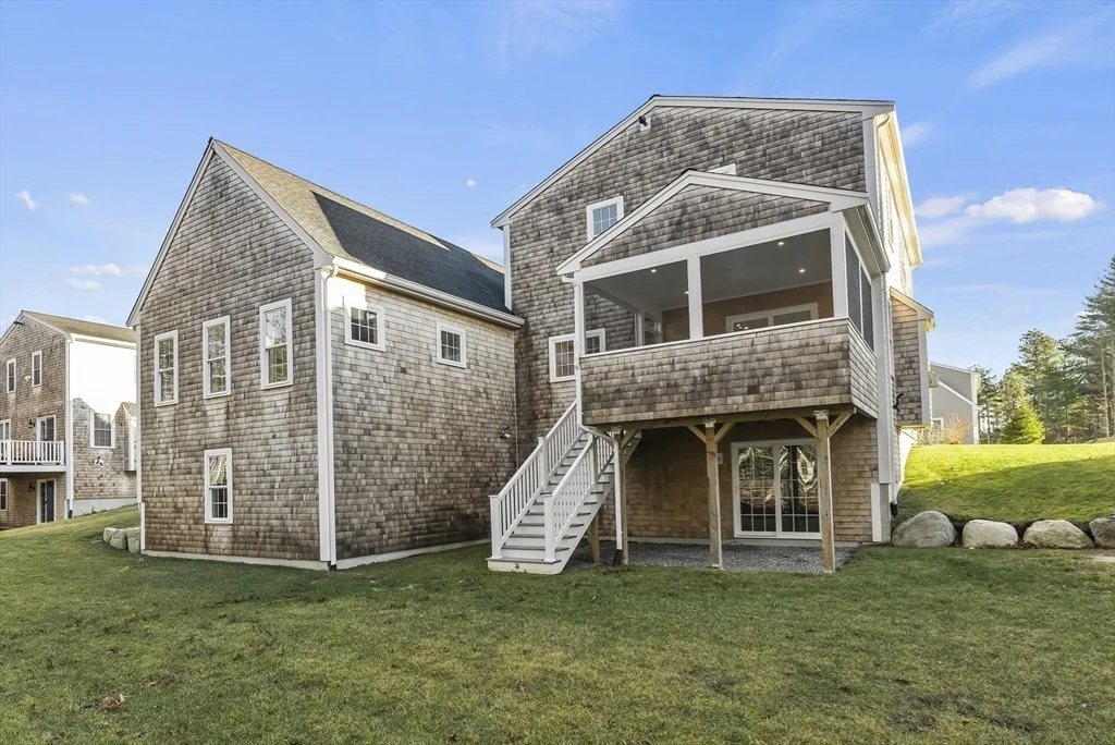 Photo of 111 Plain St