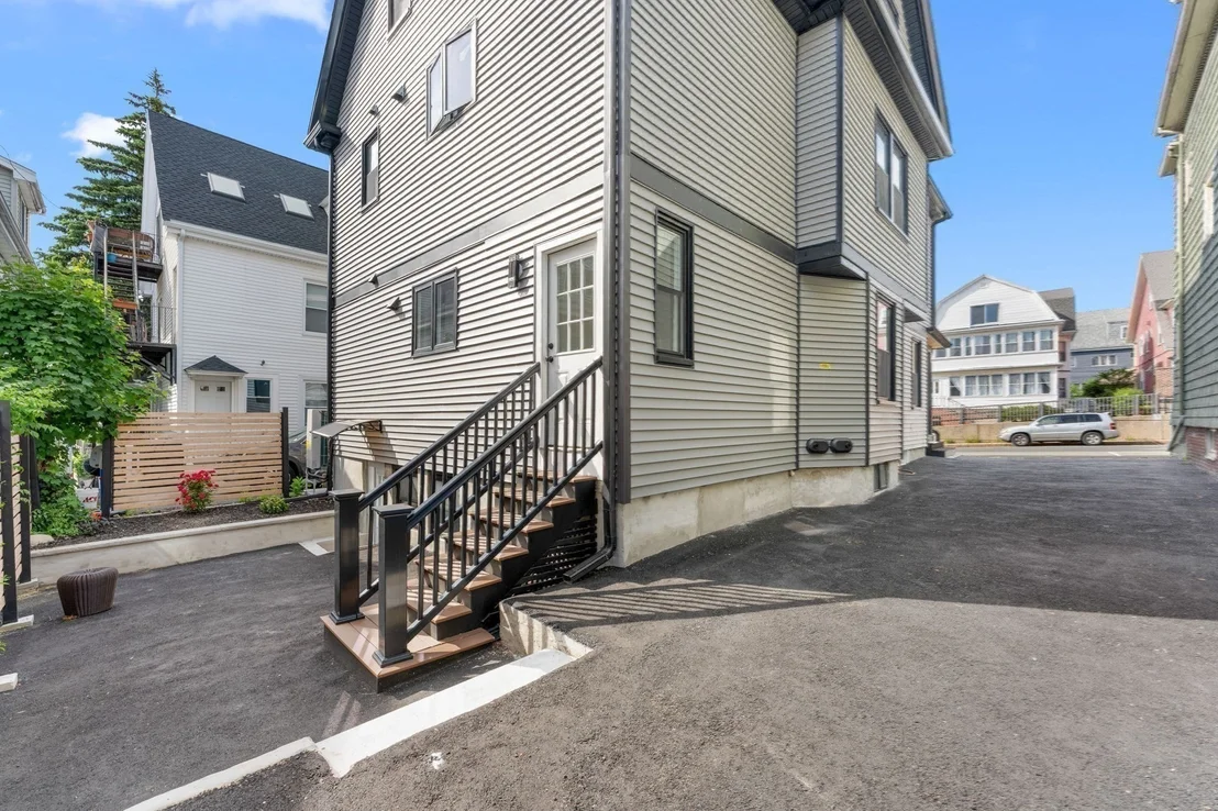 Photo of Unit 1 at 446 Broadway