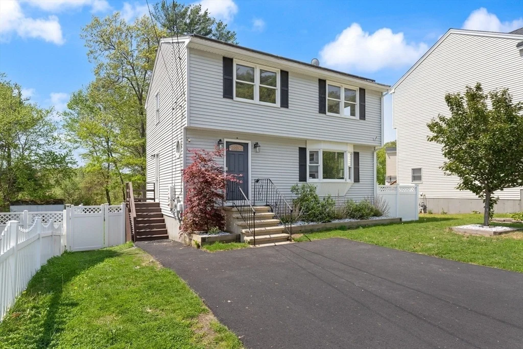 Photo of 54 Long Dr