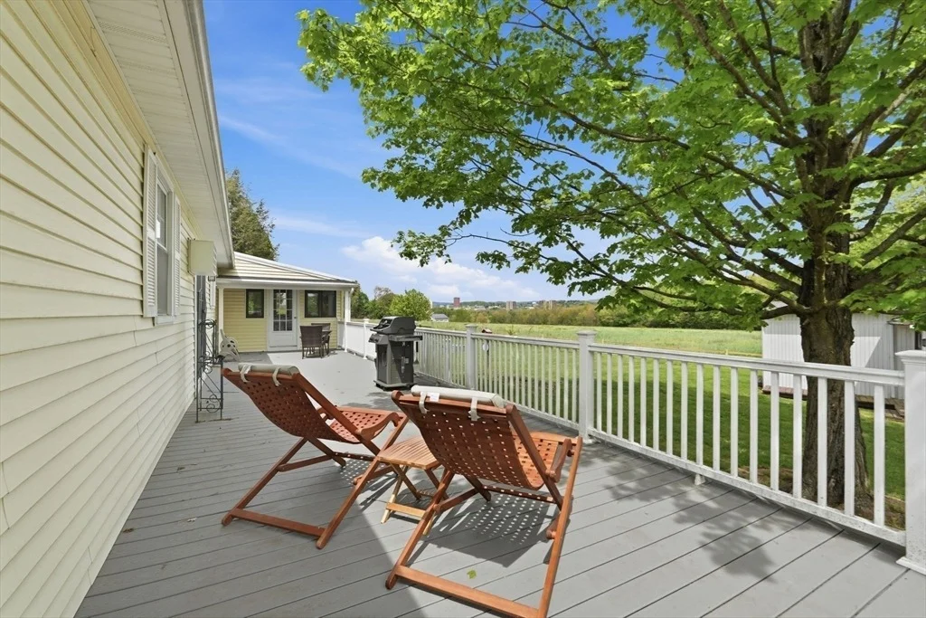 Photo of 73 N Maple St