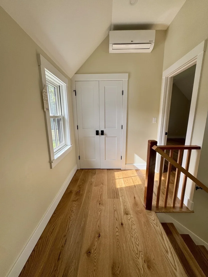 Photo of 25 Oak Avenue