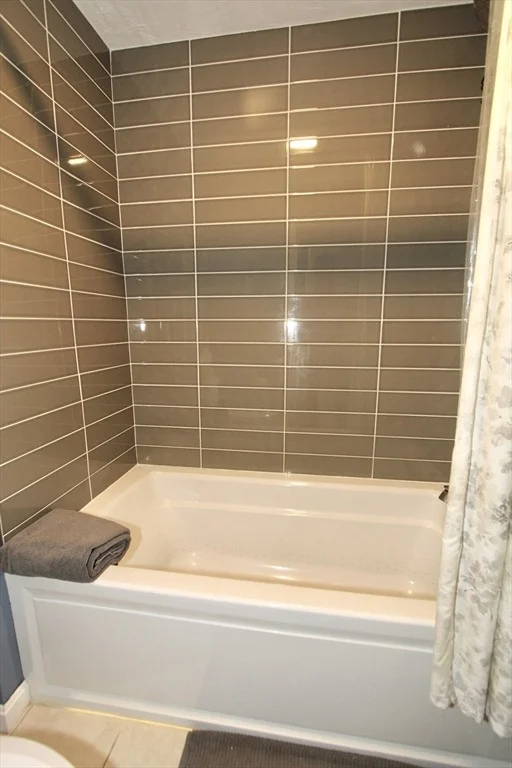 Photo of 36 Bittersweet Blvd