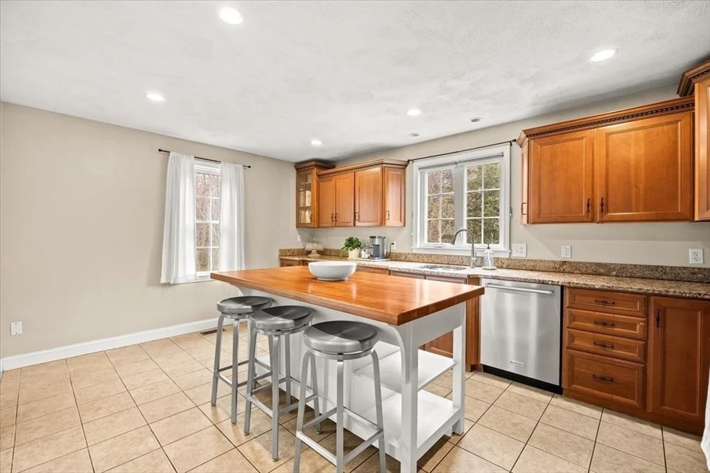 Photo of 27 Brian Rd