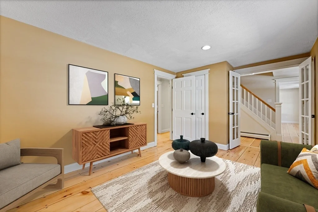 Photo of 125 West Bare Hill Road