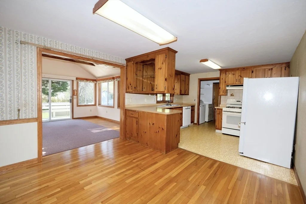 Photo of 79 Bernard Cir
