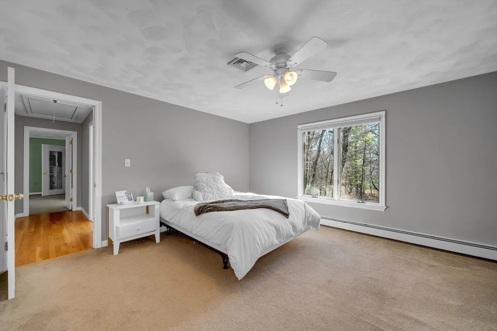 Photo of 315 Candlestick Rd