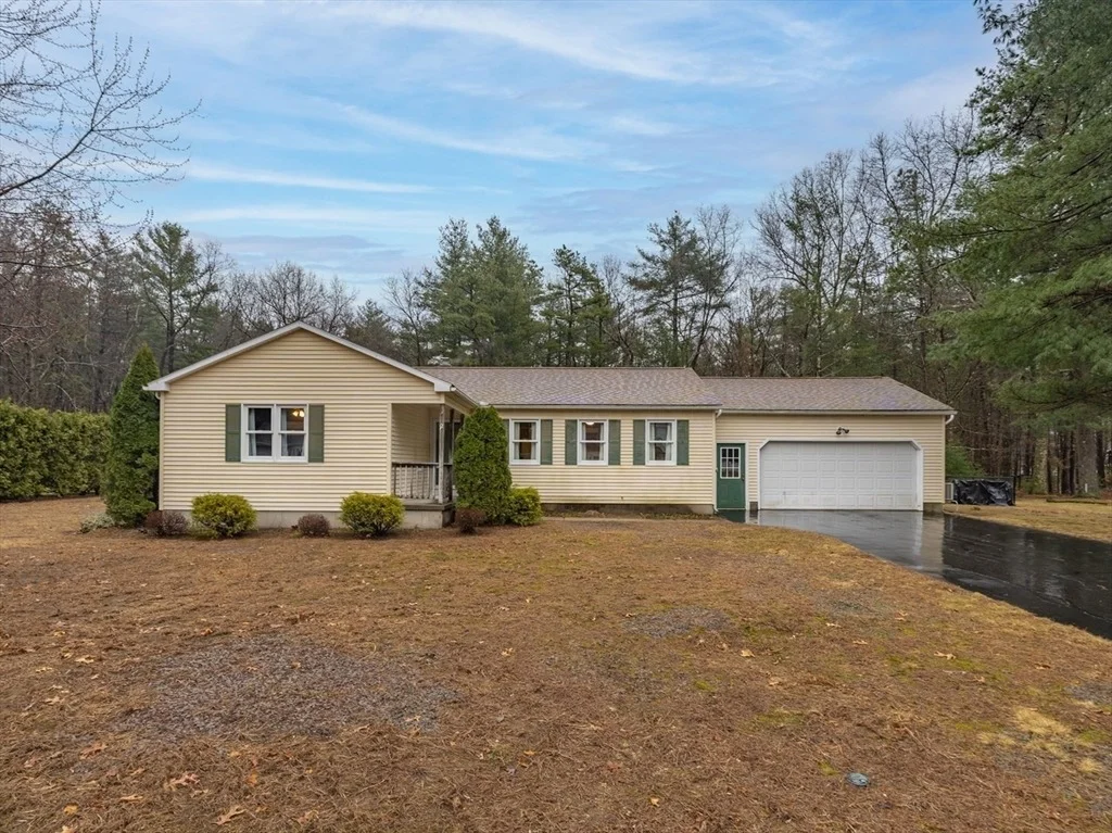 Photo of 12 Kimberly Ln