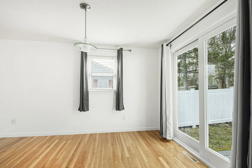 Photo of 52 Venus Dr