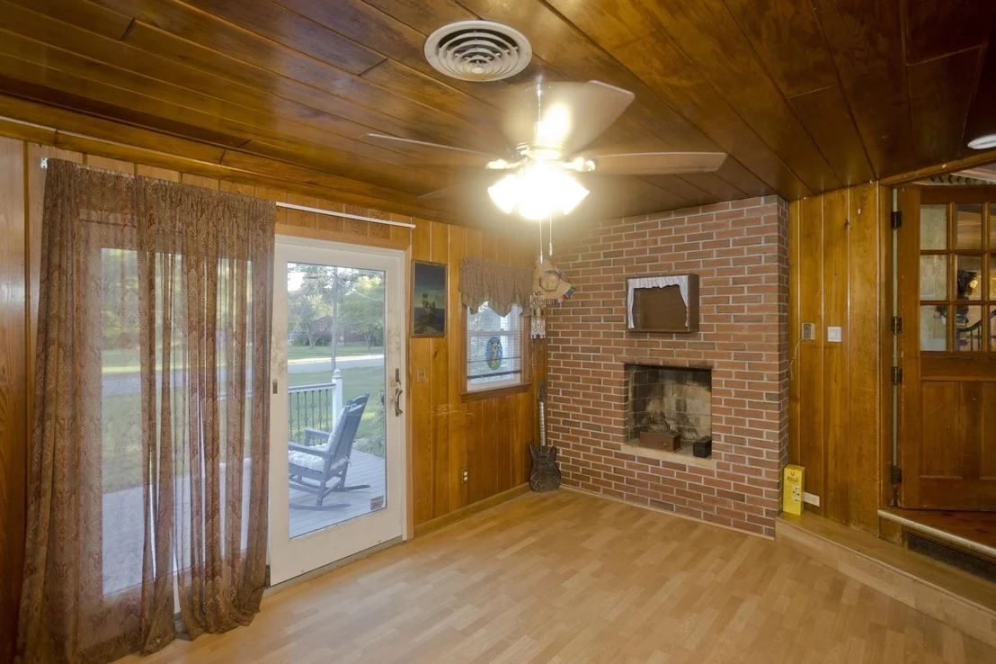 Photo of 42 Glenn Dr