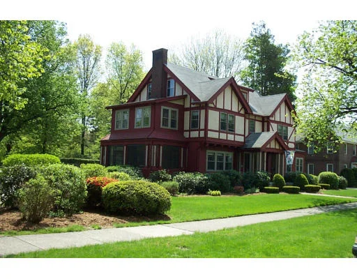 Photo of 65 Bellevue Ave
