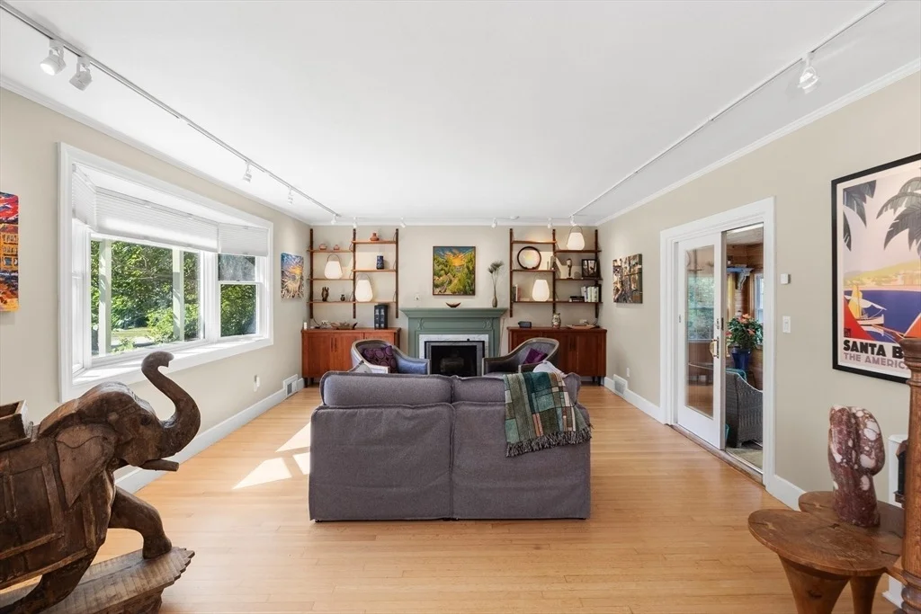 Photo of 94 Lovett St