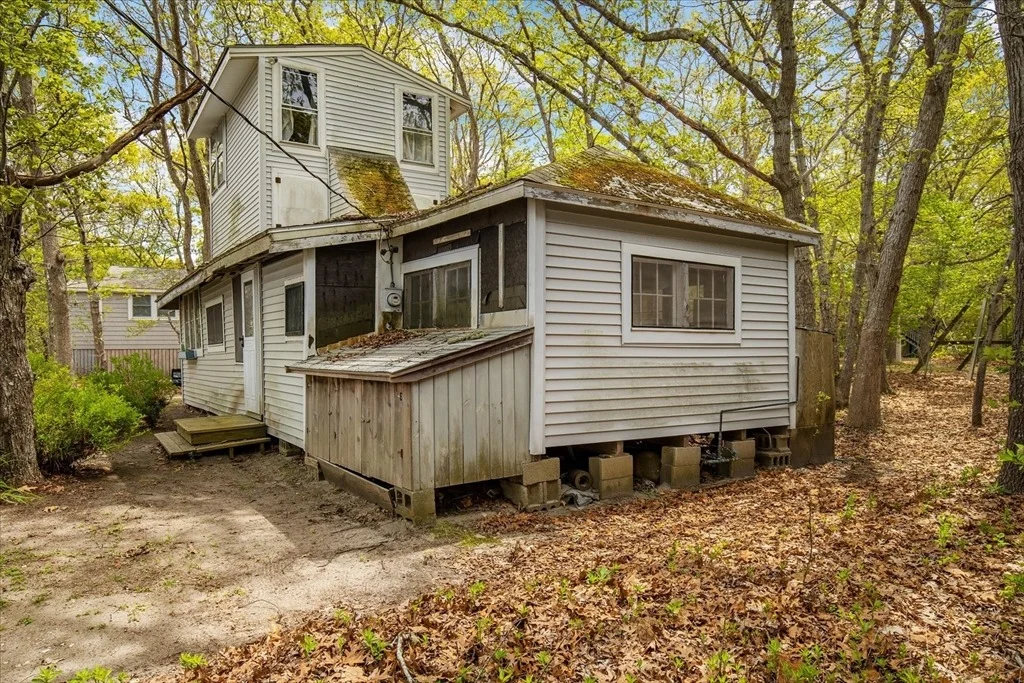 Photo of 14 Old Colony Ave