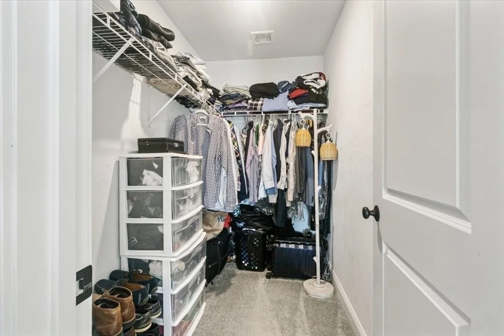 Photo of 4 Barrows Brook Cir