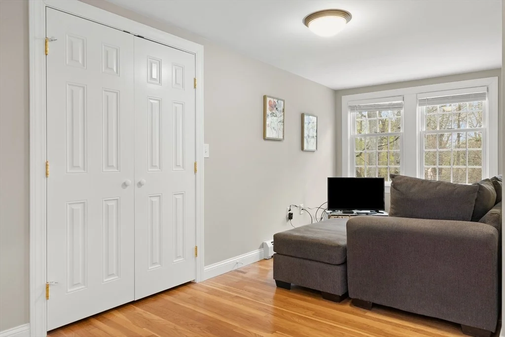 Photo of 27 Colrain Rd