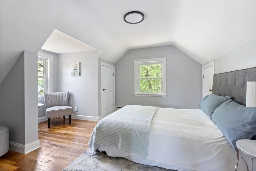 Photo of 149 Oak St